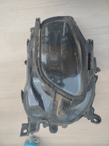 Фара передняя правая 68102848AG CHRYSLER