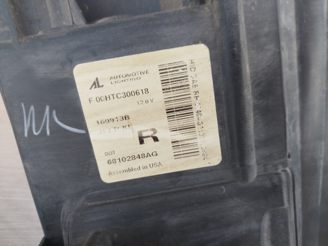 CHRYSLER 68102848AG Фара правая в наличии Тернополь