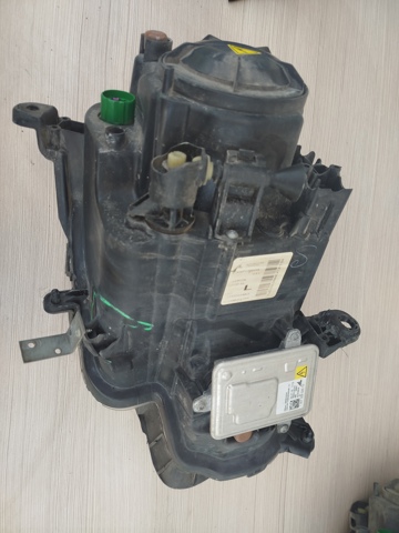 68102849AG CHRYSLER Левая фара купить в Кривой Рог