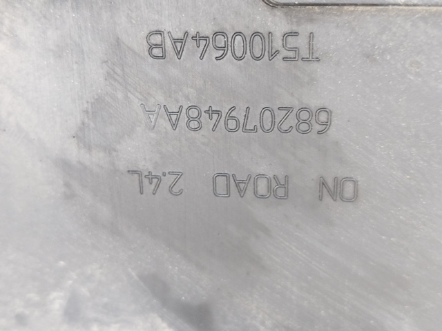 CHRYSLER 68207948AA Воздуховод (дефлектор) радиатора правый в наличии Чернигов
