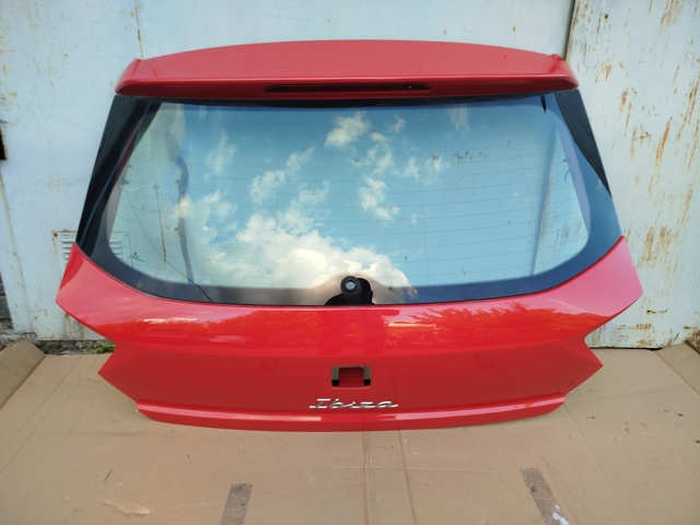 Стекло крышки багажника 6F0845051B VAG