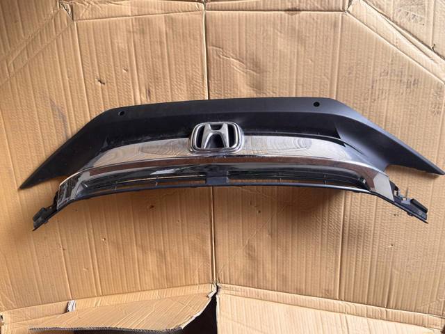 Решетка радиатора 71121TBAA01 HONDA