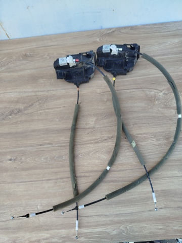 Замок передней пассажирской двери 805004EA2A NISSAN