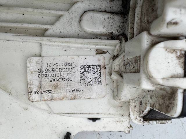 805015DC0A Замок водительской двери купить Павлоград