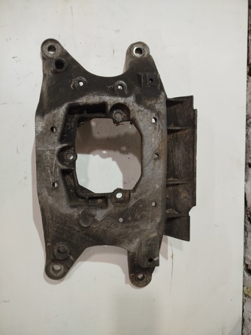 Кронштейн КПП 8K0399263K VAG