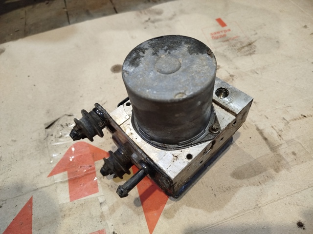 Блок управления ABS 8K0614517GN VAG