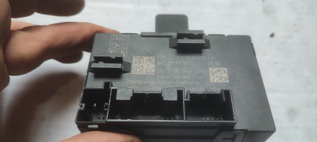 8K0959795G VAG Блок комфорта задней двери купить в Каменское