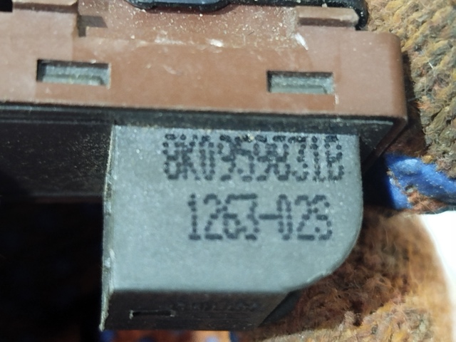 VAG 8K0959831B в наличии Харьков