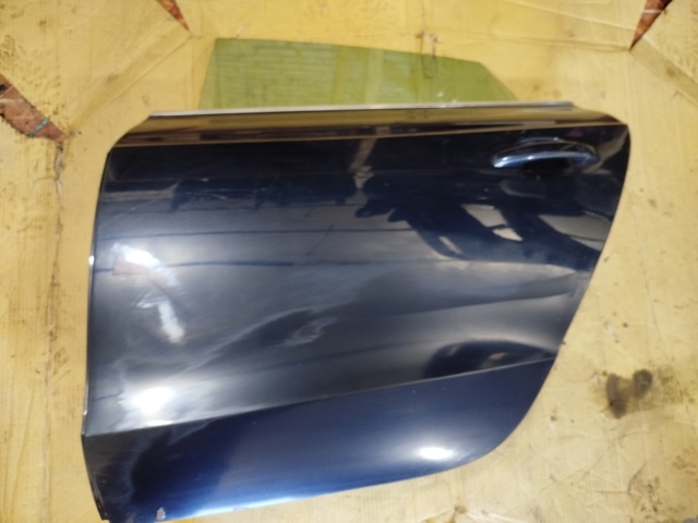 Дверь задняя, левая 8T8833051D VAG