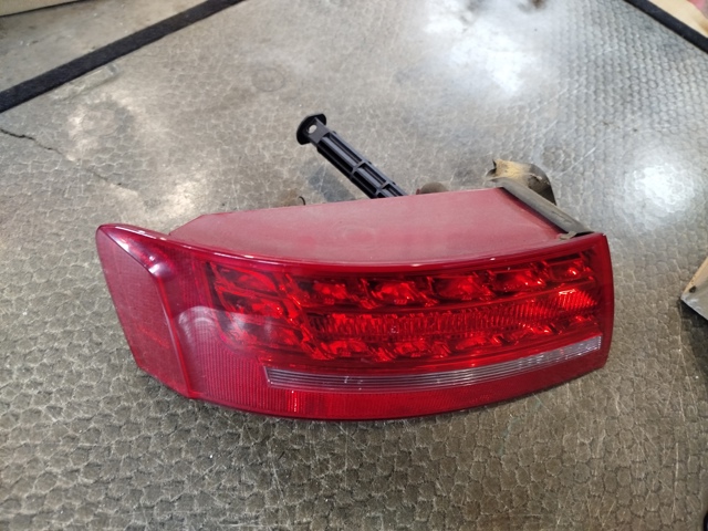 Стоп задний 8T8945095D VAG
