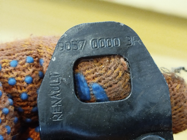 905700003R RENAULT купить в Винница