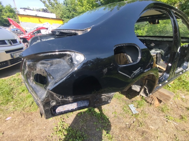 MERCEDES A2056304202 Крыло заднее правое в наличии Каменское