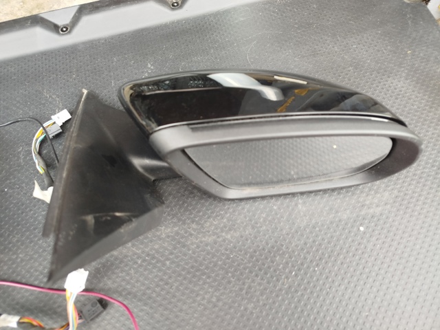 Зеркало наружное правое A2058100202 MERCEDES
