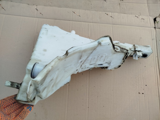 Бачок омывателя лобового стекла C2Z30983 JAGUAR