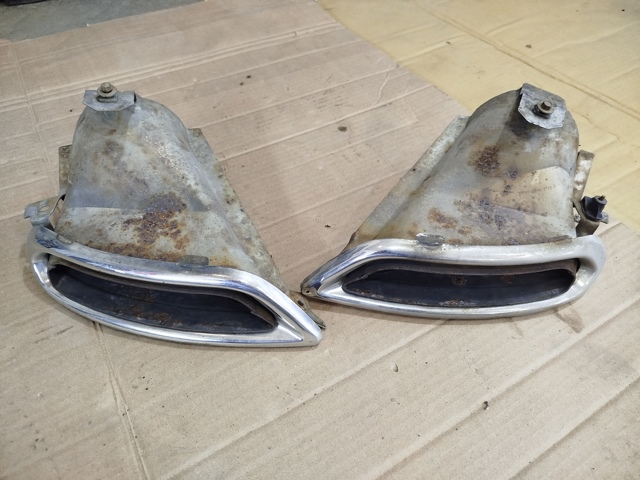 Наонечник глушителя DS7Z17F827D FORD