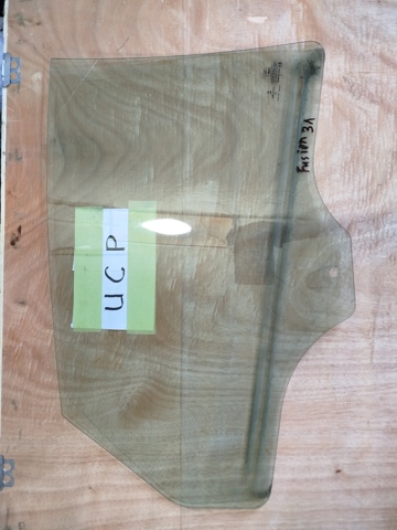 Стекло заднее левое DS7Z5425713A FORD