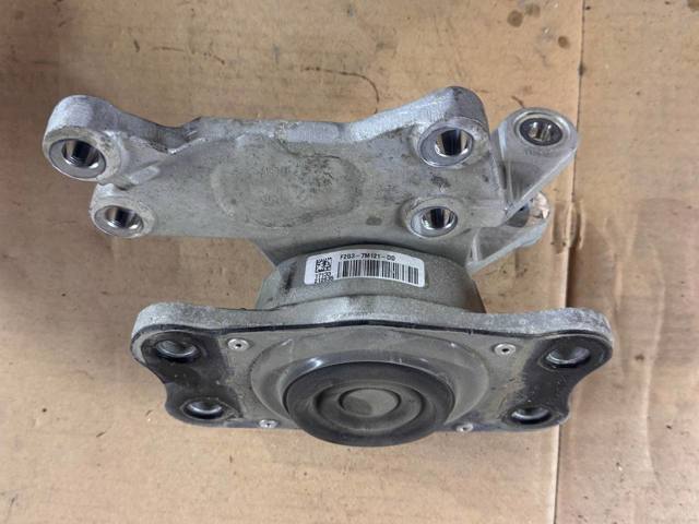 Опора КПП F2GZ6068E FORD