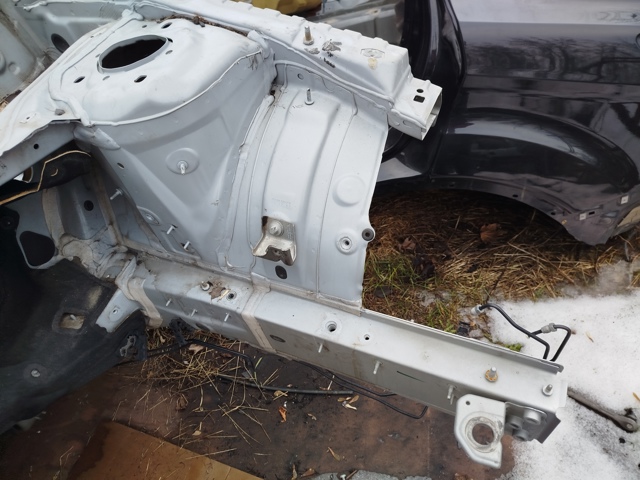 F41215DAHA NISSAN Арка крыла переднего левого купить в Черновцы