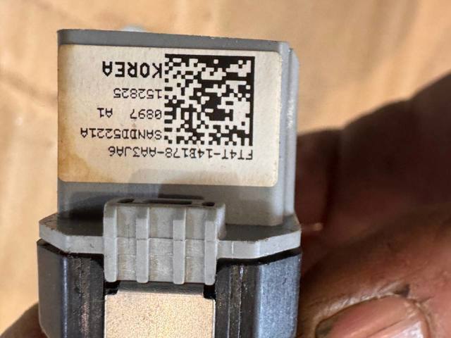 FT4Z14C715AA купить Черкассы