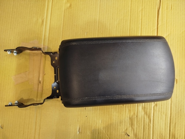 Крышка подлокотника FT4Z5806024AC FORD