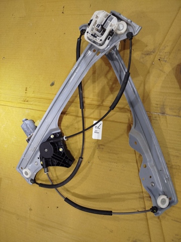 Стеклоподъемник передней правой двери FT4Z5823208F FORD