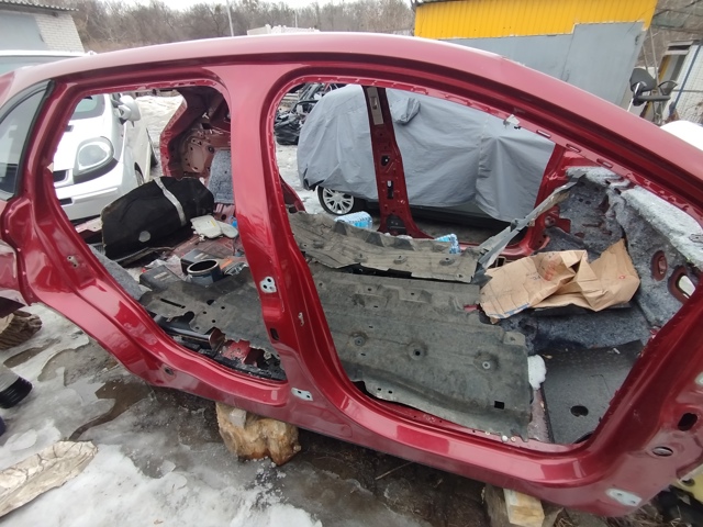Стойка центральная, правая FT4Z5824300A FORD