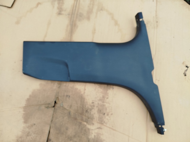 Обшивка стойки кузова внутренняя, средняя нижняя правая FT4Z5824346BA FORD