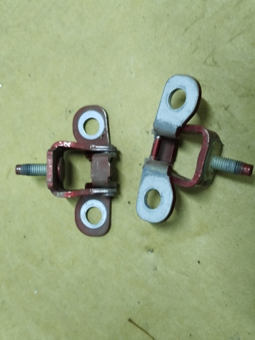 Крепление крышки багажника FT4Z5842900B FORD