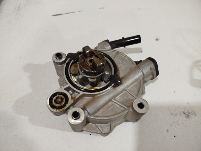 Вакуумный насос JT4Z2A451A FORD