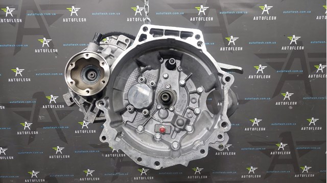 Коробка переключения передач 02R300041N VAG