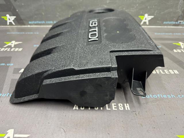VAG 03G103967B Крышка мотора декоративная в наличии Львов