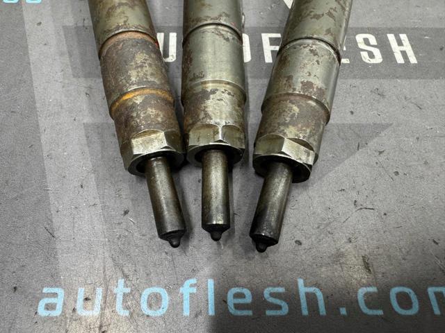 MERCEDES 0445110238 Форсунка впрыска топлива в наличии Киев