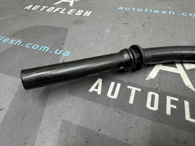 06K115610E VAG Направляющая щупа-индикатора уровня масла в двигателе купить в Полтава
