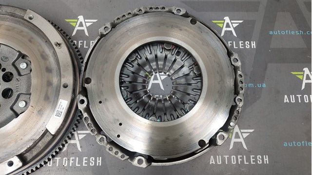 RENAULT 123008972R Маховик двигателя в наличии Николаев
