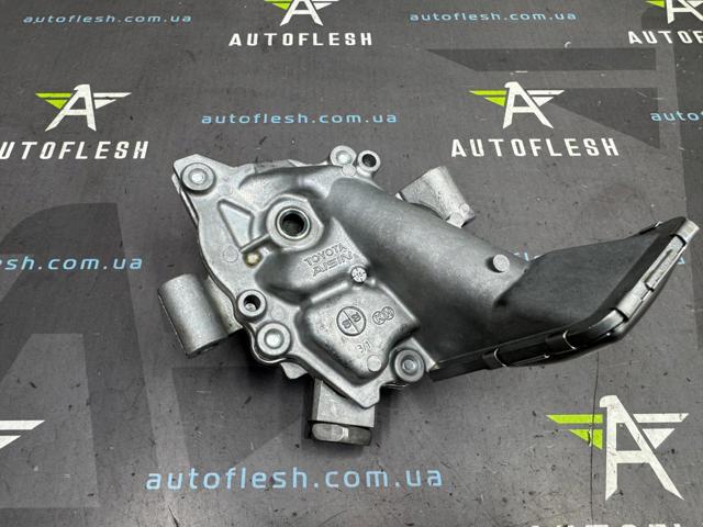 TOYOTA 151000T060 Масляный насос в наличии Николаев