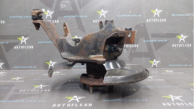 FORD 1556399 Цапфа передняя левая в наличии Украина