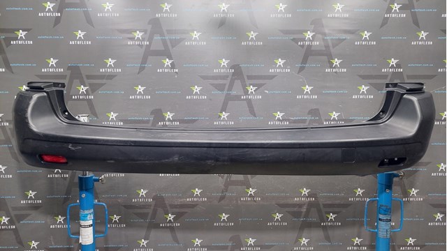 Задний бампер 1614328080 PEUGEOT