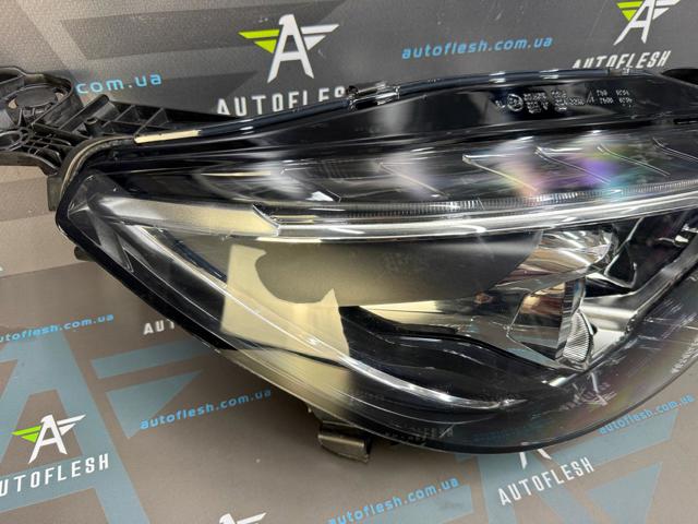 1628555380 PEUGEOT Фара правая купить в Украина