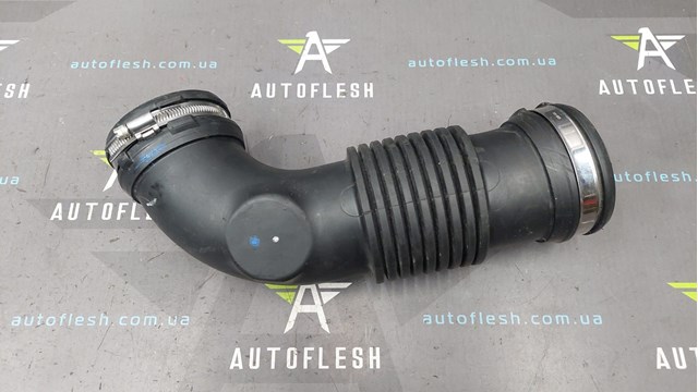 165763705R RENAULT Патрубок воздушный, выход воздушного фильтра купить в Одесса