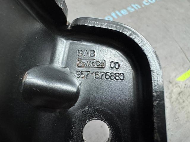 FORD 1696879 в наличии Павлоград