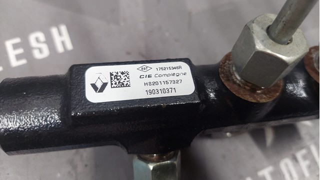 RENAULT 175215346R Распределитель топлива (рампа) в наличии Украина