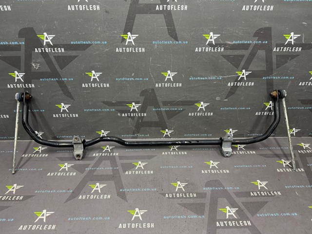 VAG 1K0411333C Втулка стабилизатора переднего в наличии Ирпень