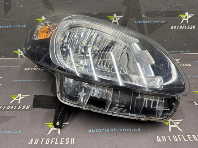 260103948R RENAULT Правая фара купить в Львов