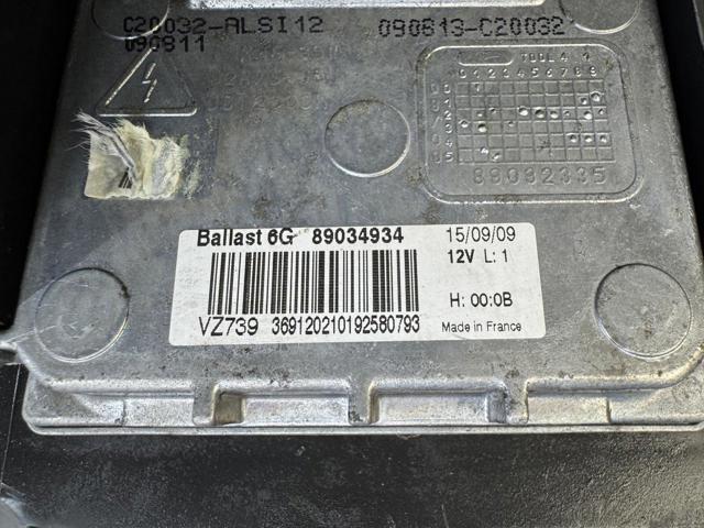 260600076R RENAULT Левая фара купить в Тернополь