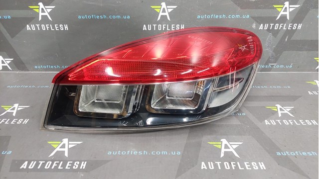 Фонарь задний правый 265500008R RENAULT