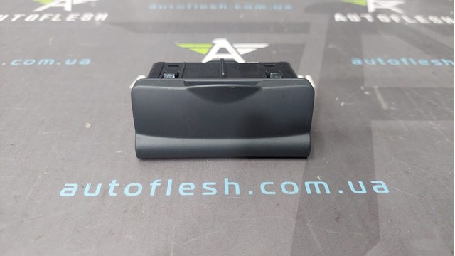 RENAULT 280230002R USB-разветвитель в наличии Ровно
