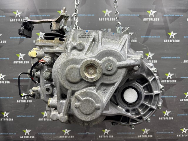 303002D151 TOYOTA КПП в сборе (механическая коробка передач) купить в Николаев