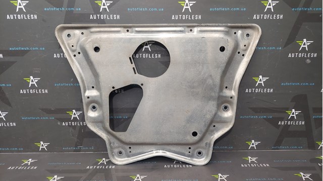Защита картера двигателя 31106786568 BMW