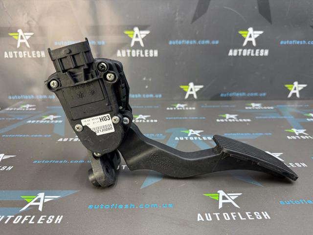 Педали газа 327002H300 HYUNDAI