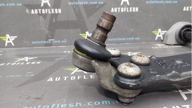 3521V1 PEUGEOT Рычаг передней подвески нижний правый купить в Николаев